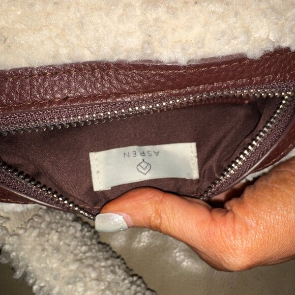 Chocolate/burgundy Aspen bag with custom faux Sherpa crossbody strap - Picture 3 of 7